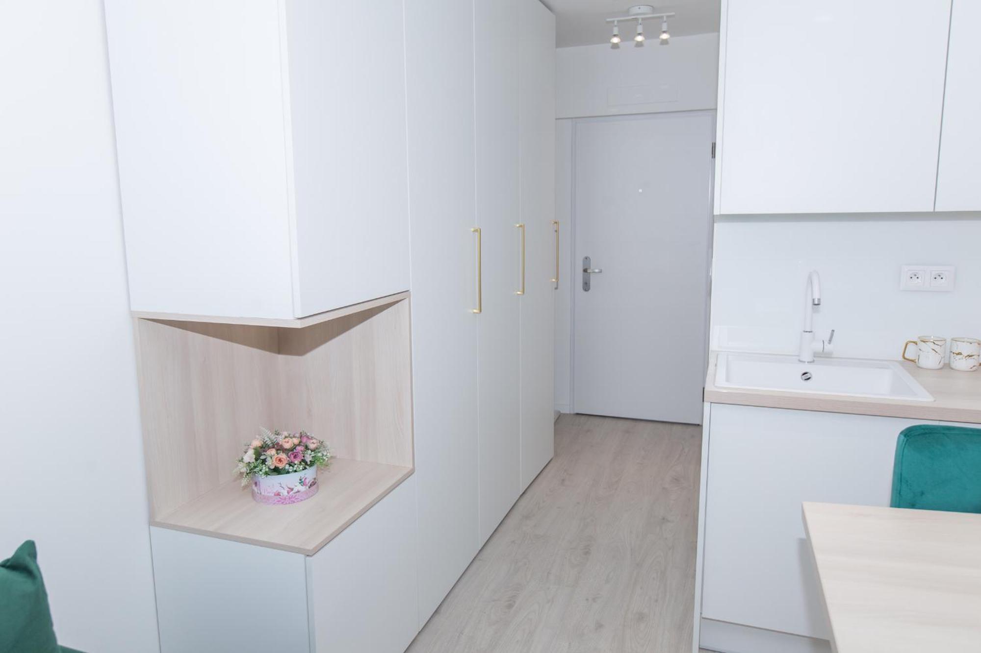 Apartment In The Center Of Bratislava Kosicka 52 Экстерьер фото